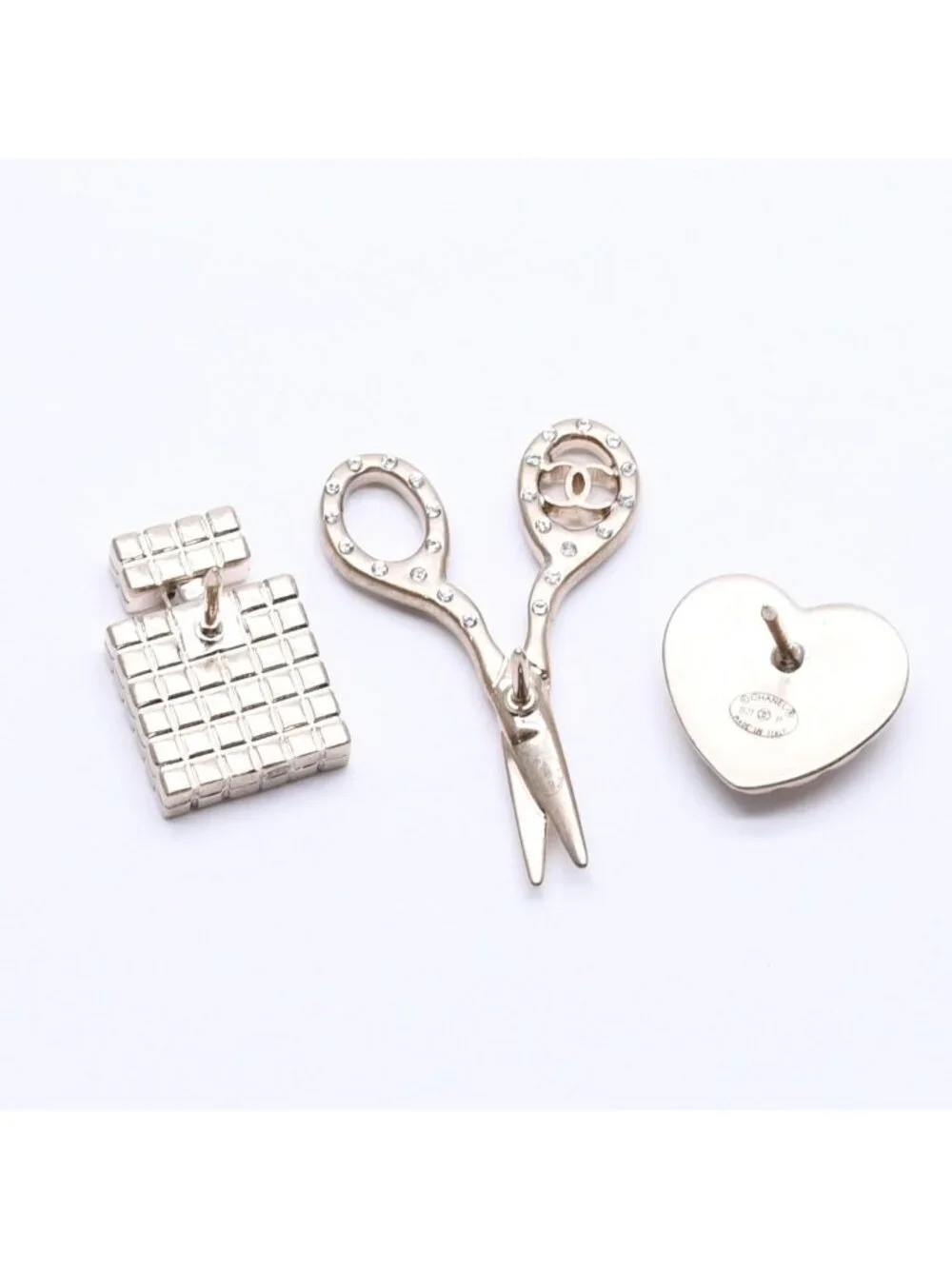 Chanel Brooch CC Logo Pin 3 Point Set Metal Gold